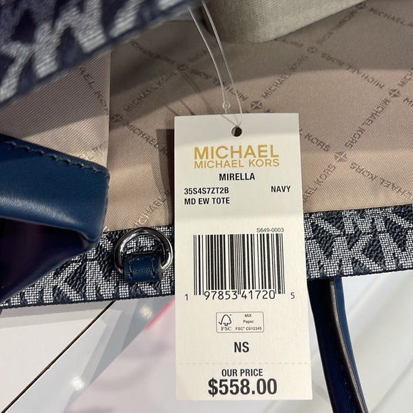 Michael Kors Mirella Medium Ombré Logo EW Tote Bag
Navy
NWT - Picture 14 of 14